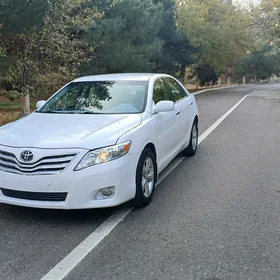 Toyota Camry 2010