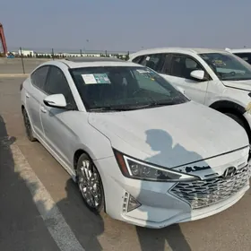 Hyundai Elantra 2020