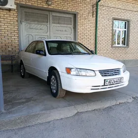 Toyota Camry 1998