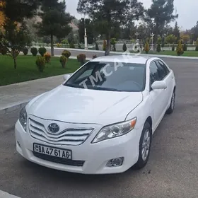 Toyota Camry 2010