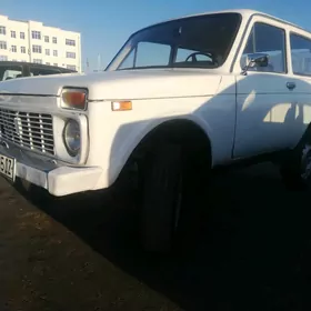 Lada Niva 1980