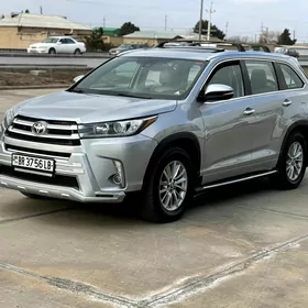 Toyota Highlander 2017