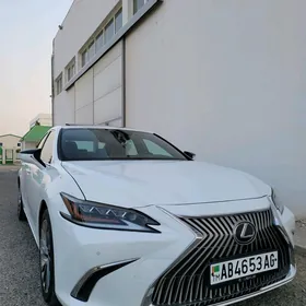 Lexus ES 350 2019