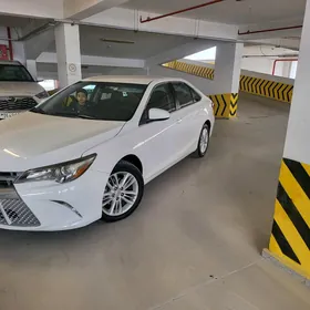 Toyota Camry 2017