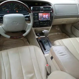 Toyota Avalon 1999