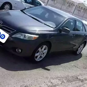 Toyota Camry 2011