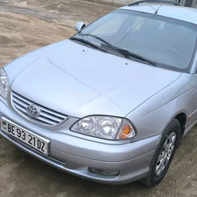 Toyota Avensis 2002