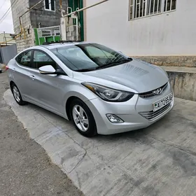 Hyundai Elantra 2013