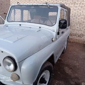 UAZ 469 2002