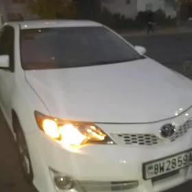 Toyota Camry 2013