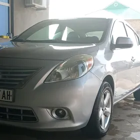 Toyota Camry 2011