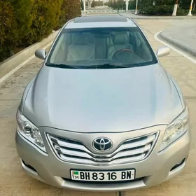 Toyota Camry 2010