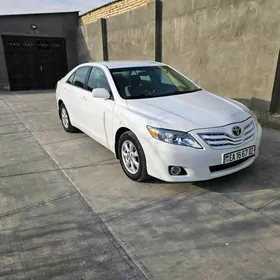 Toyota Camry 2011