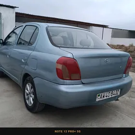 Toyota Echo 1999