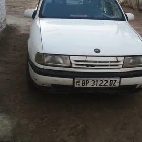 Opel Vectra 1989