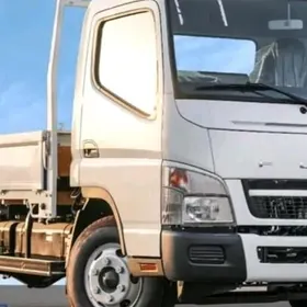 Mitsubishi Canter 2024