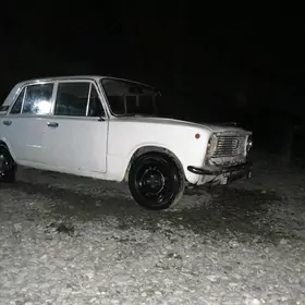 Lada 2104 1980