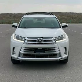 Toyota Highlander 2019