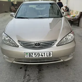 Toyota Camry 2004