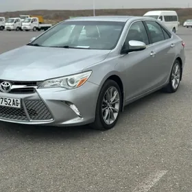 Toyota Camry 2016