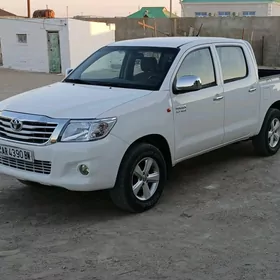 Toyota Hilux 2012