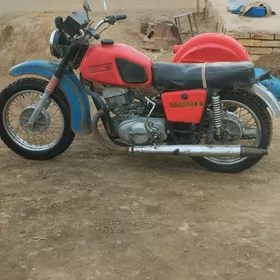 Jawa 300 2004