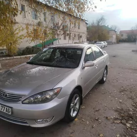 Toyota Camry 2003