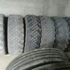 425/85r21.