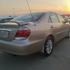 Toyota Camry 2004