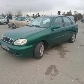 Daewoo Lanos 1998