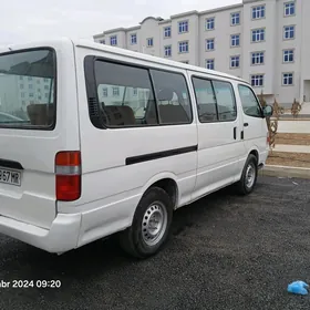 Toyota Hiace 2001