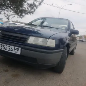 Opel Vectra 1992