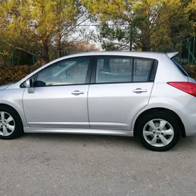 Nissan Versa 2010