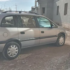 Opel Zafira 2000