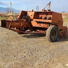 MTZ 80 2004