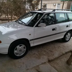 Opel Astra 1992