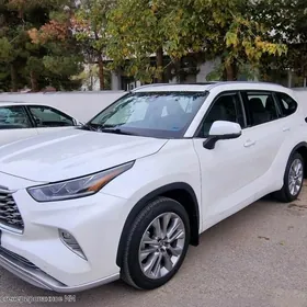 Toyota Highlander 2020