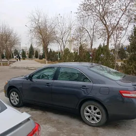 Toyota Camry 2011