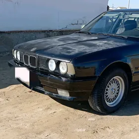 BMW 525 1990