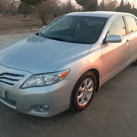 Toyota Camry 2010