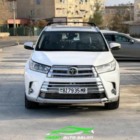 Toyota Highlander 2018