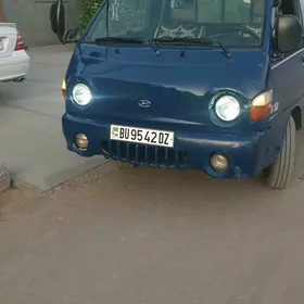 Hyundai H100 1998