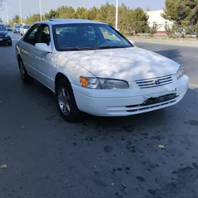 Toyota Camry 1998