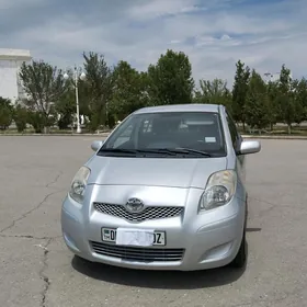 Toyota Yaris 2010