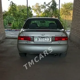 Toyota Camry 2001