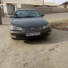 Toyota Camry 2000