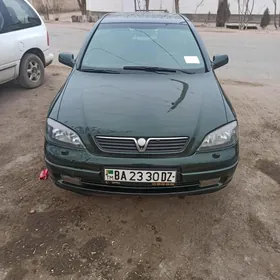 Opel Astra 2000