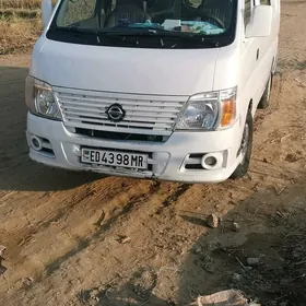 Nissan Urvan 2007