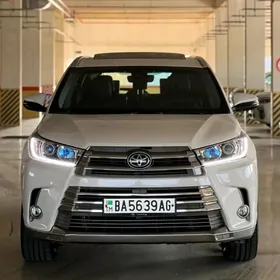 Toyota Highlander 2019