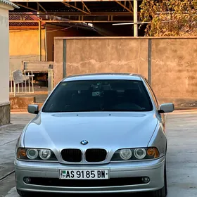 BMW E39 2001